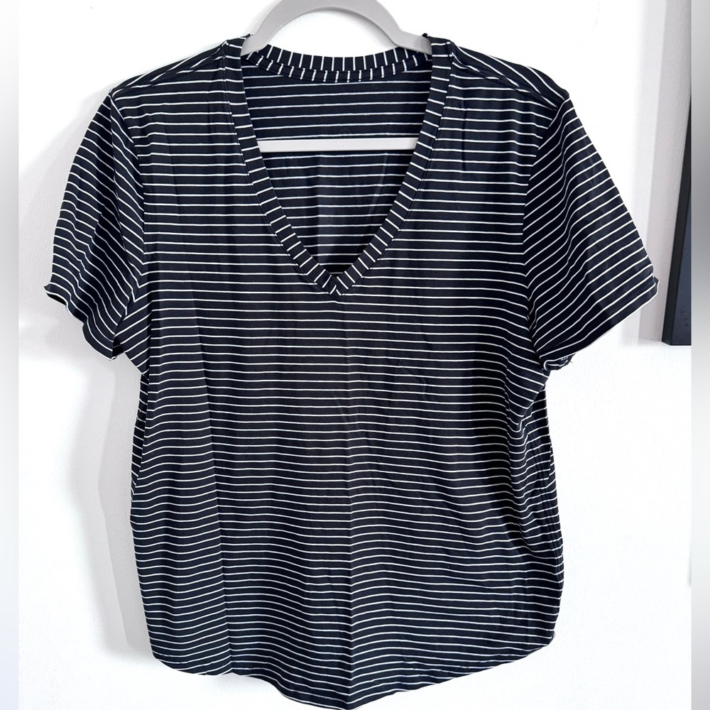 Lululemon Workout Tee